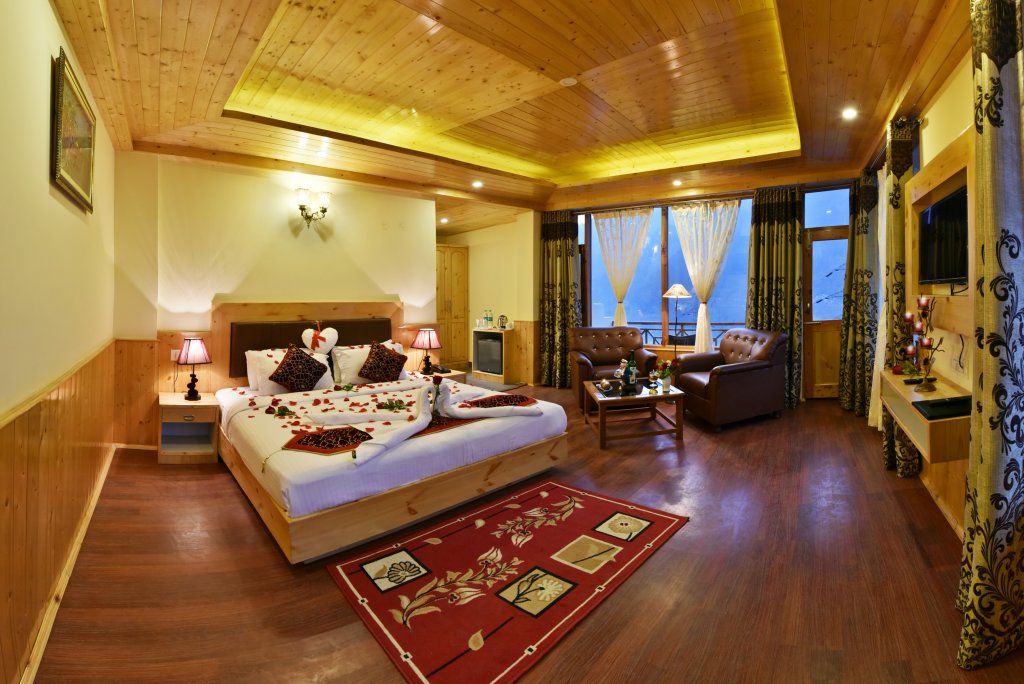 Deluxe Zimmer Whistling Pine Resorts & Spa