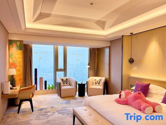 Кровать в общем номере (женский номер) с видом на озеро Golden Eagle Summit Hotel Yancheng