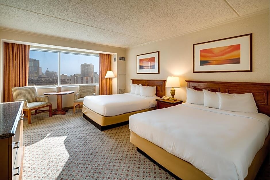 Четырёхместный номер Standard Showboat Hotel Atlantic City