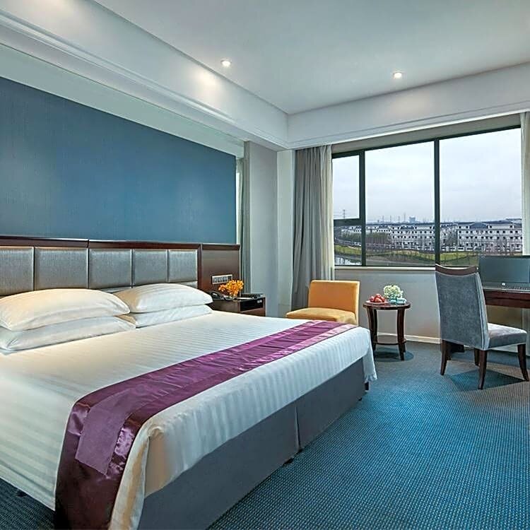 Deluxe room Shanghai New Century Manju Hotel Luoshan @SNIEC