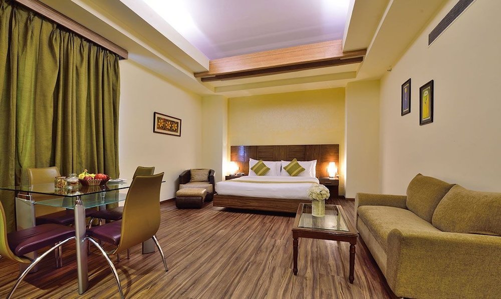 Premium Zimmer Westend Inn - Resort and Banquet Near Delhi Airport