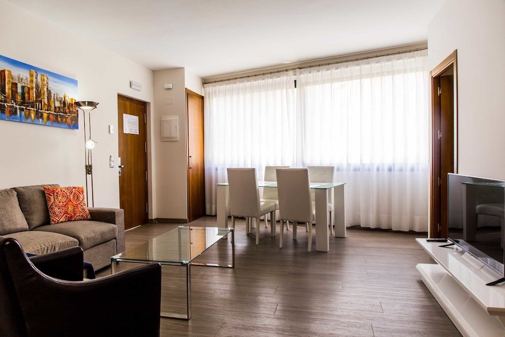 2 Bedrooms Apartment with balcony Dimona Suites Apartamentos Turísticos