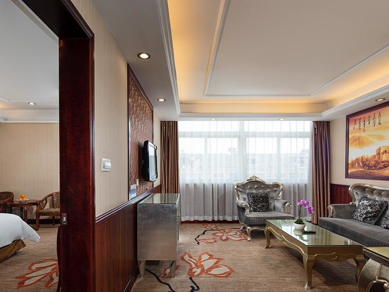Business Suite Vienna Hotel Hangzhou Xianghu Branch
