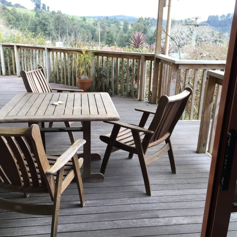 Habitación doble Estándar con balcón Waitomo Caves Guest Lodge