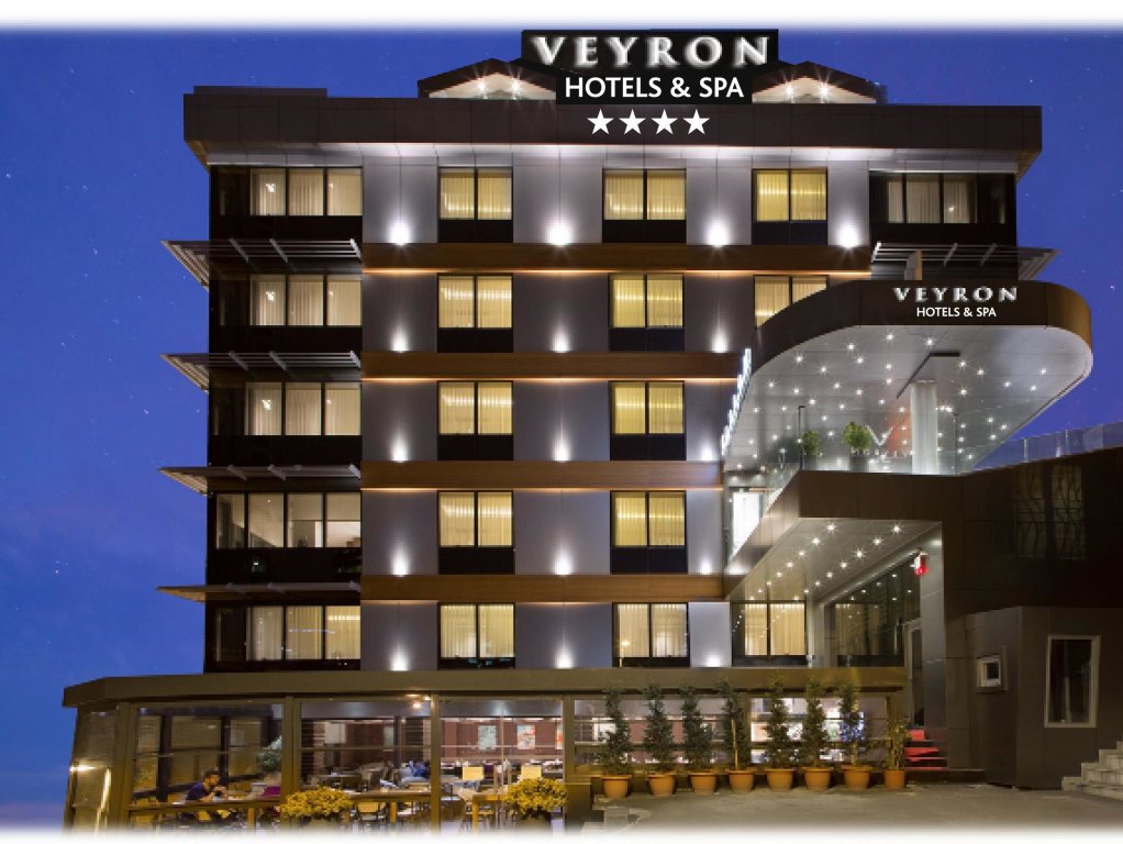 Семейный номер Standard Отель Veyron Hotels & Spa