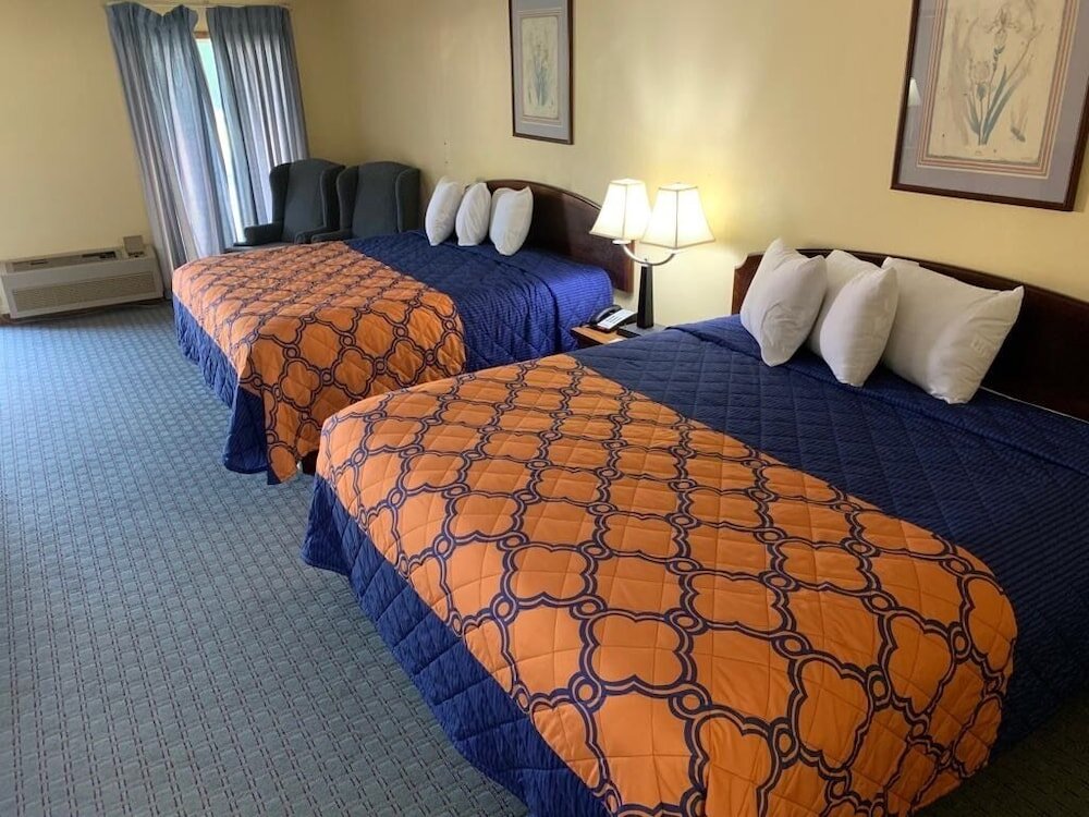 Номер Comfort Relax Inn & Suites