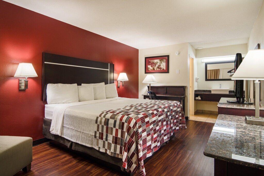 Номер Superior Red Roof Inn Chattanooga Airport