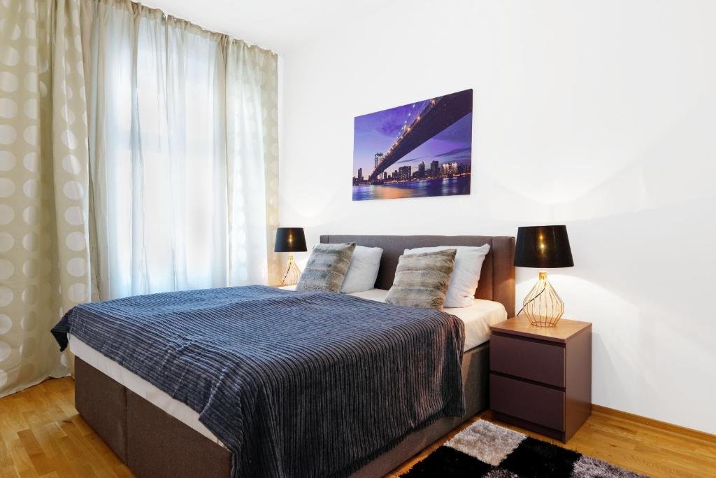 Апартаменты Deluxe Grand Central Mitte Apartment