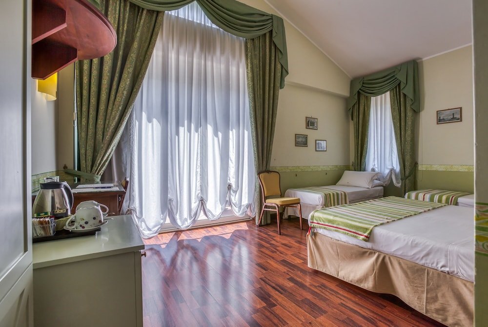 Standard quadruple chambre Hotel Des Reves - Al Poggio di Casalucense