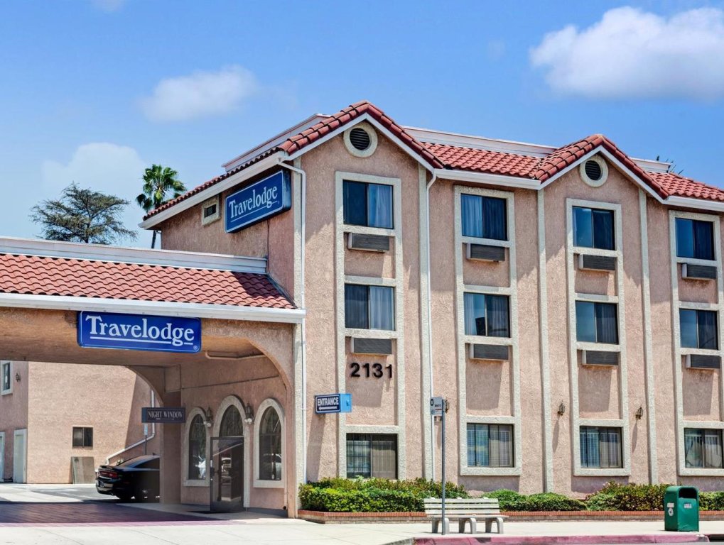 Люкс Deluxe Travelodge by Wyndham Pasadena Central