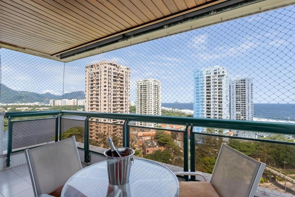 Apartamento Pineapples AS1602 - Excelente apartamento 3 quartos na Barra da Tijuca próximo à praia