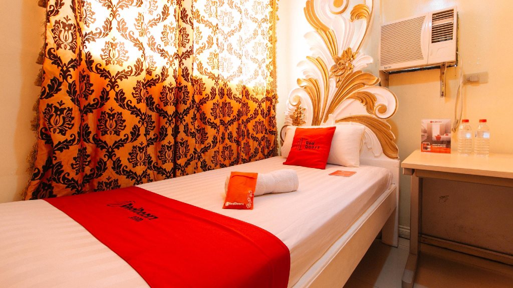 Standard simple chambre RedDoorz Manila Venetian Hotel