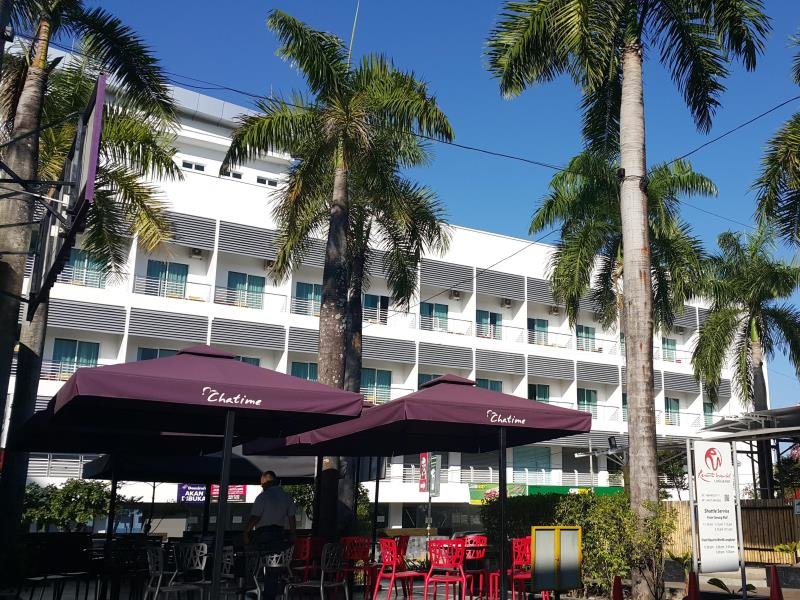 Кровать в общем номере Cenang Plaza Beach Hotel
