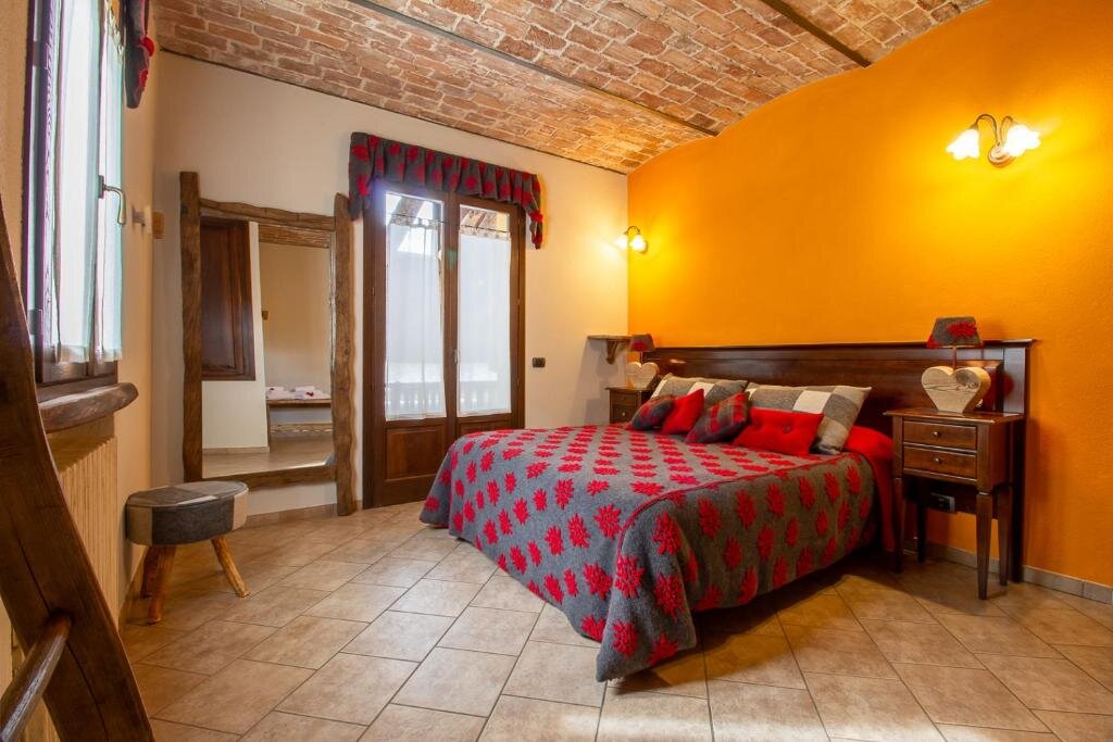 Comfort Double room with balcony Cascina Veja