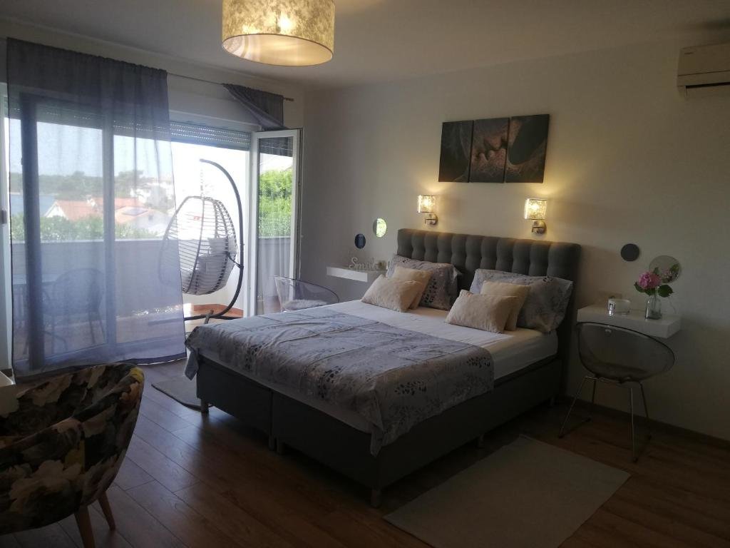 Номер Standard Rooms and Apartments Riviera