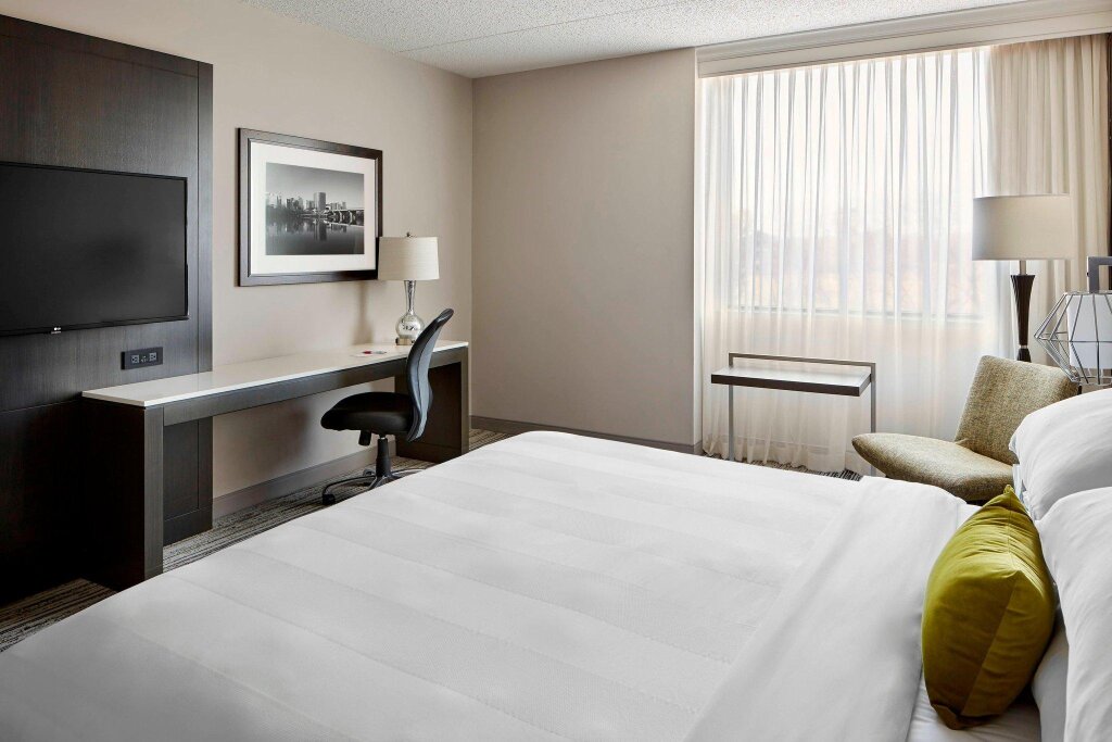 Двухместный люкс c 1 комнатой Marriott Hartford/Windsor Airport