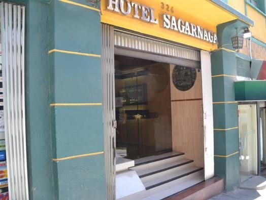 Standard Dreier Zimmer Hotel Sagarnaga