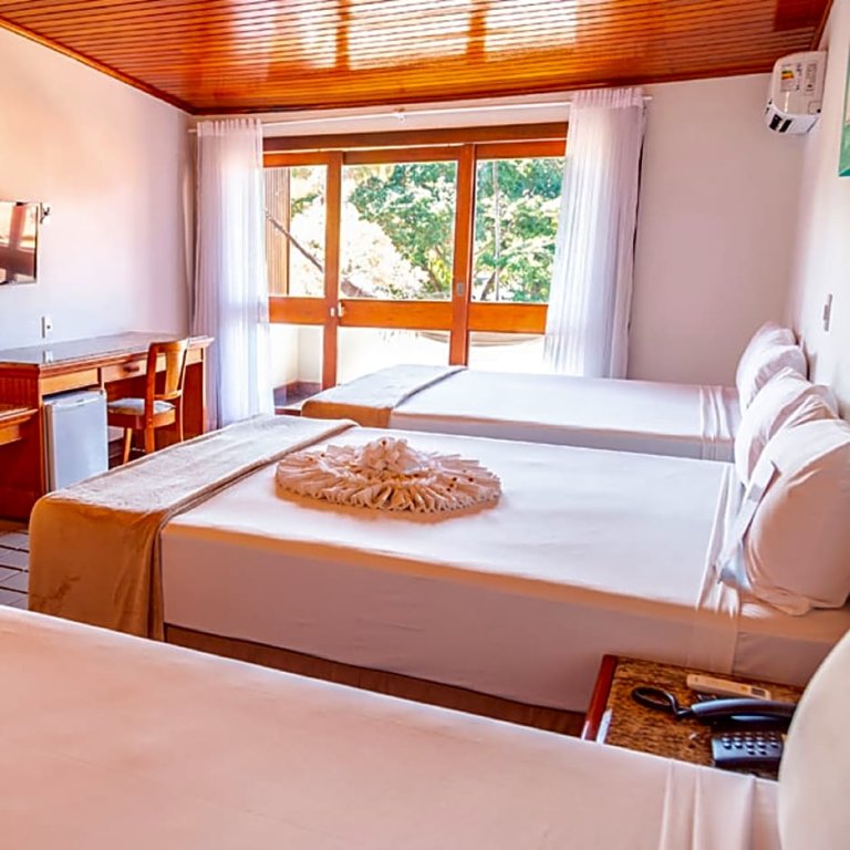 Camera doppia Premium con balcone e con vista sulla piscina Porto Seguro Praia Resort