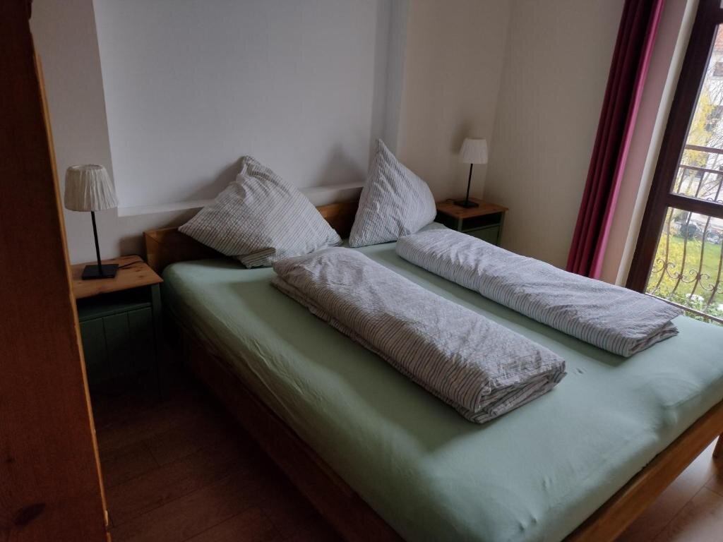 Apartamento 2 Ferienwohnungen in einem Haus 2 km vom Zentrum Leipzigs