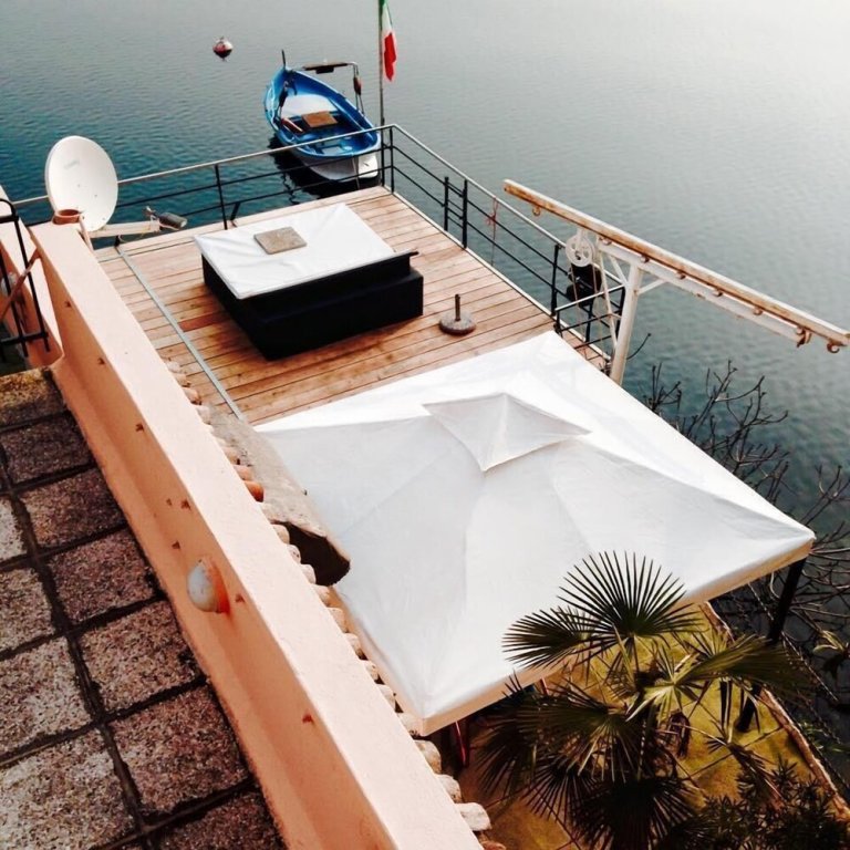 Apartamento 2 dormitorios con balcón y con vista al lago Residence Vecchio Porto Excelsior