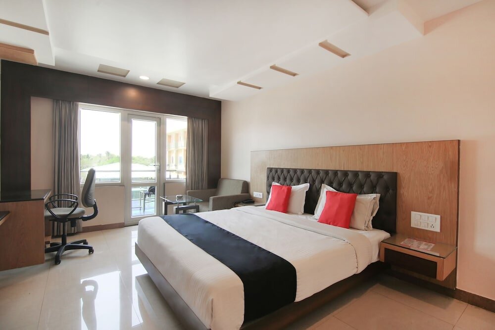 Standard room Capital O 30441 Hotel Durgada Siri
