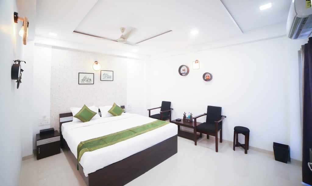 Deluxe Double room Treebo Trend Chalets, Nagpur Airport