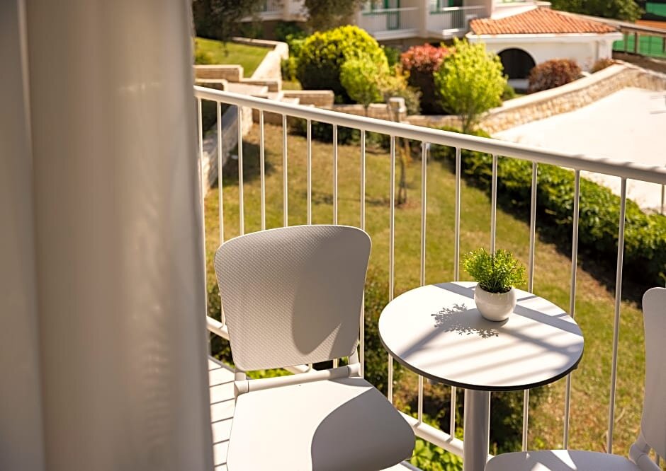 Двухместный номер Superior с балконом и с видом на море Maistra Select Funtana All Inclusive Resort