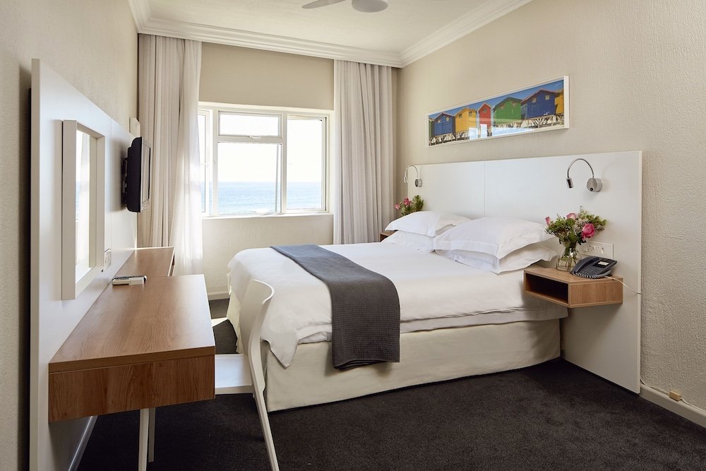 Апартаменты c 1 комнатой с балконом и с видом на море First Group Riviera Suites