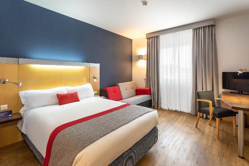 Standard Double room Holiday Inn Express Lisbon-Oeiras, an IHG Hotel
