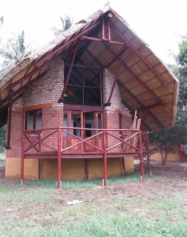 Шале Deluxe с видом на горы Simbamwenni Lodge and Camping
