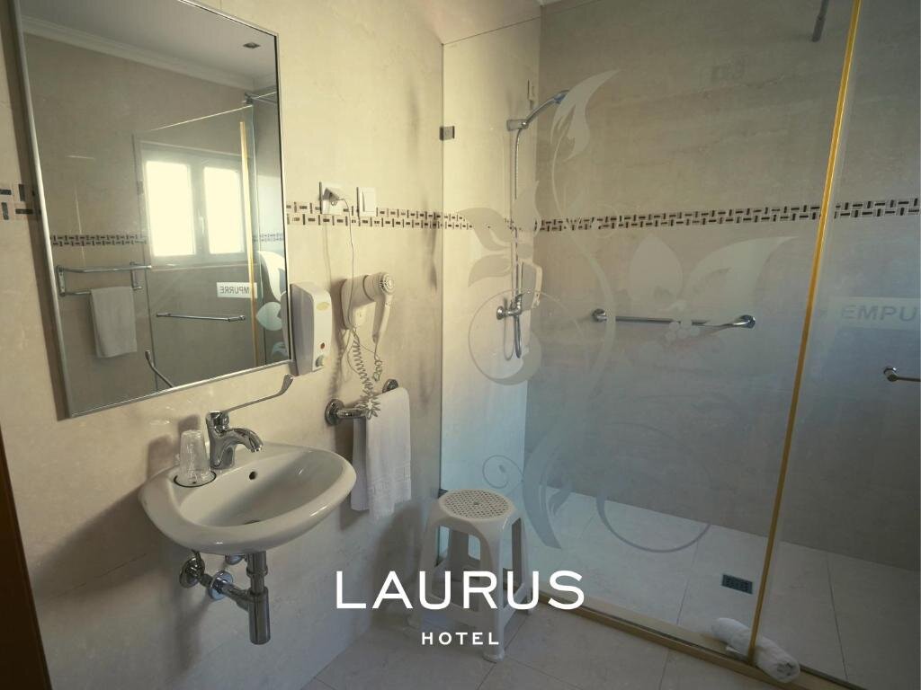 Camera Standard Laurus Hotel
