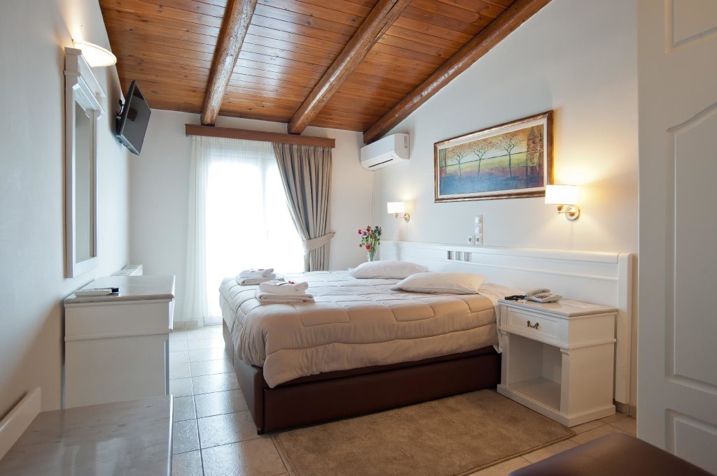Standard Single room Parnassos Delphi Hotel