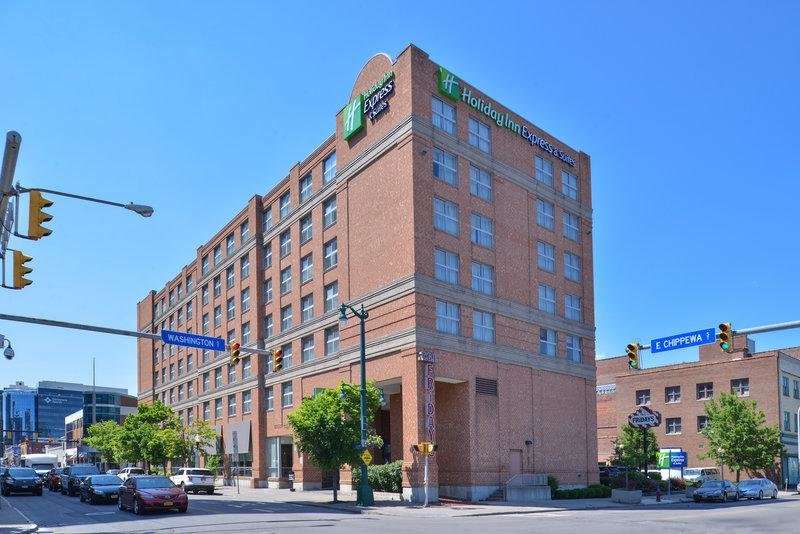 Simple suite 1 chambre Holiday Inn Express & Suites Buffalo Downtown, an IHG Hotel