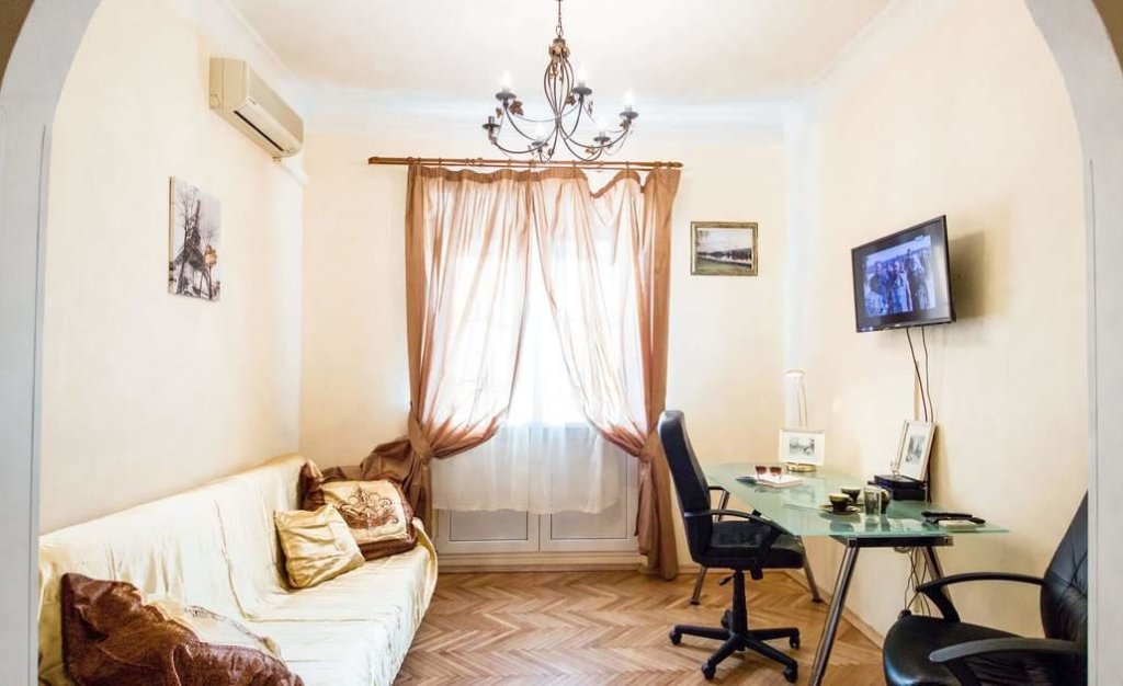 Standard Apartment Venetian art Nouveau flat Prospekt Mira