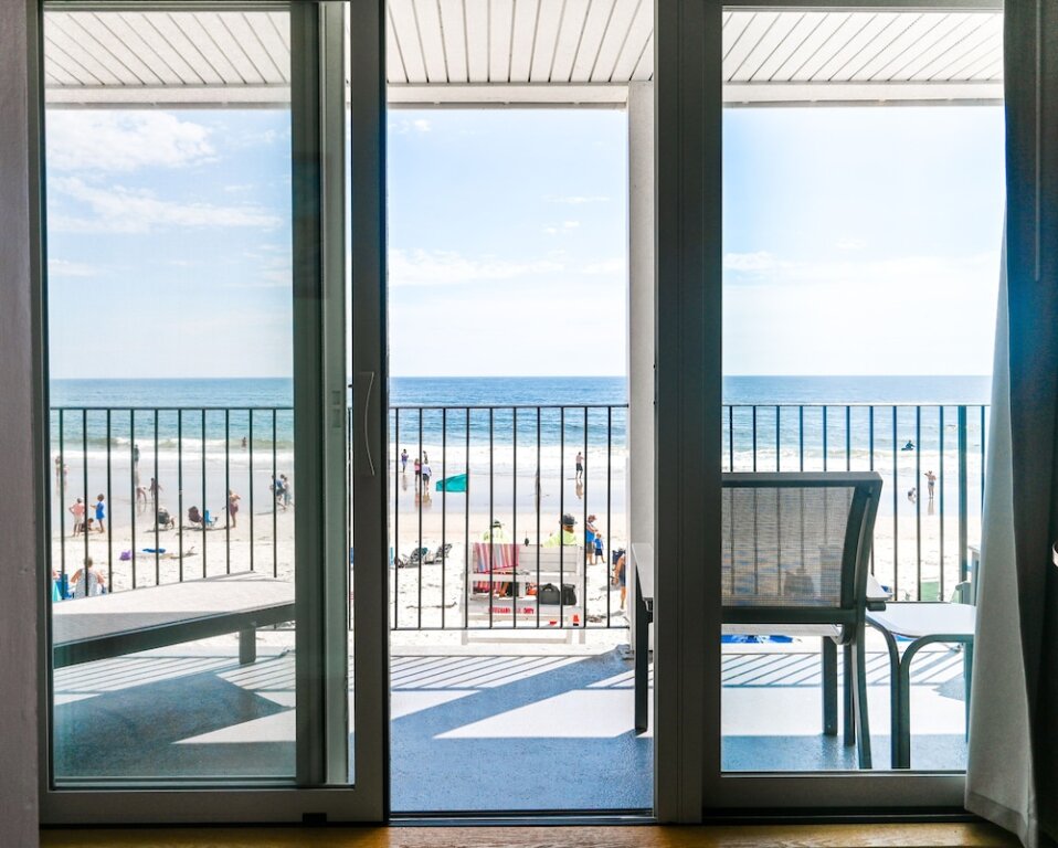 Supérieure double chambre avec balcon et Vue sur l'océan Atlantic Oceanfront Hotel, Wells Beach