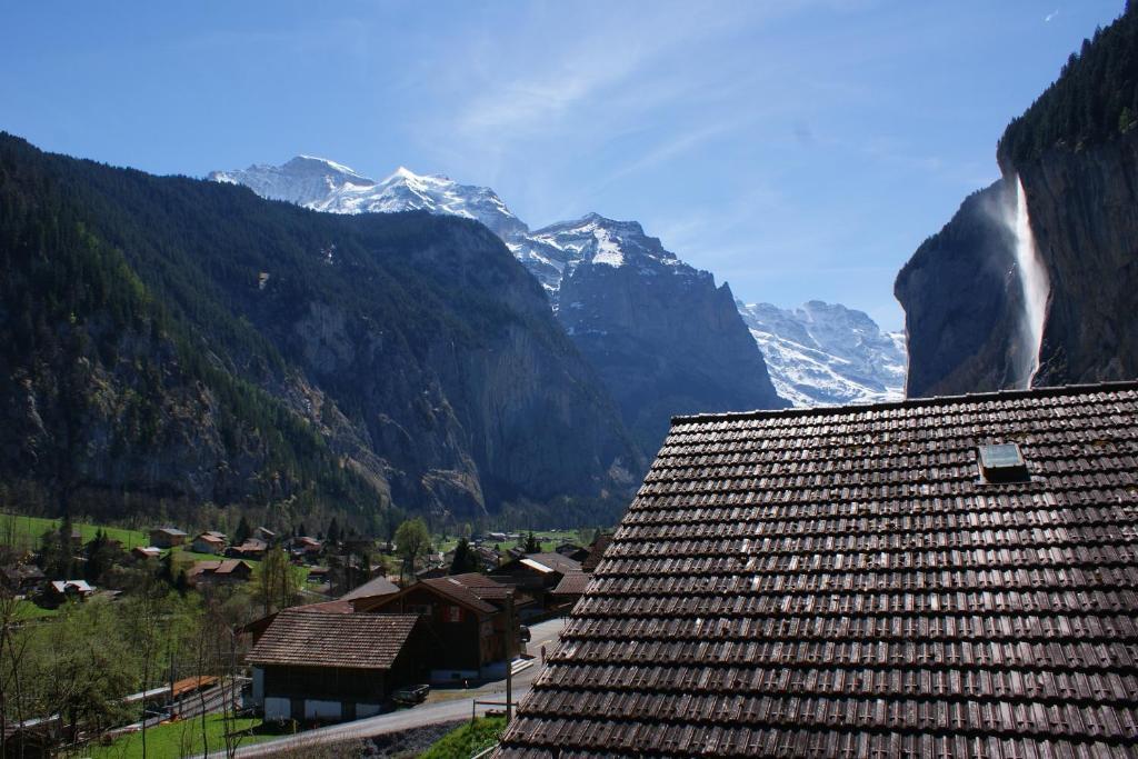 Camera tripla Standard con vista sulle montagne BASE Cafe