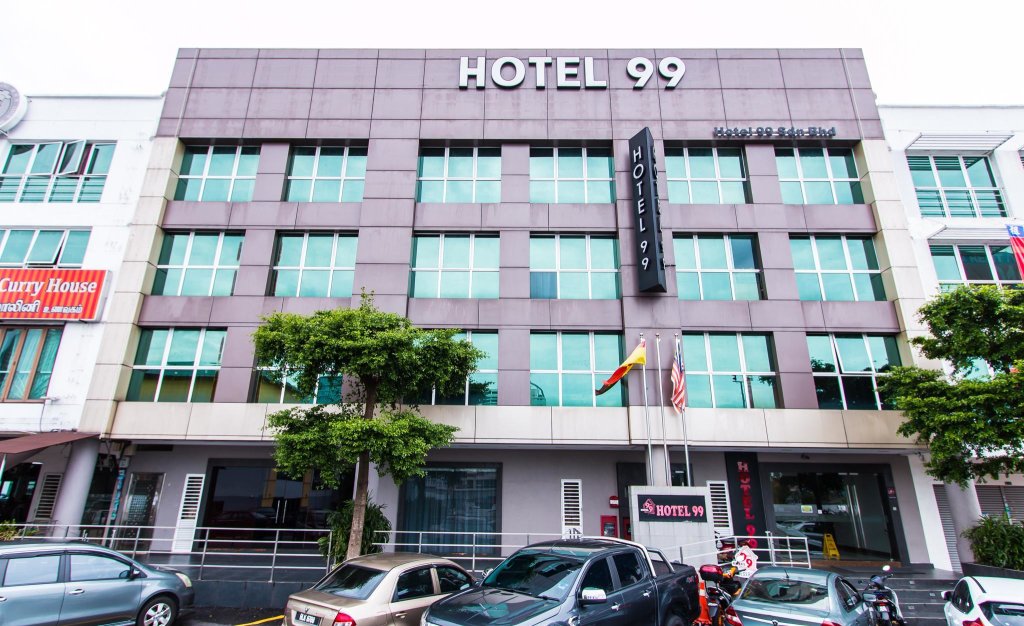 Standard Quadruple room Hotel 99 Bandar Puteri Puchong