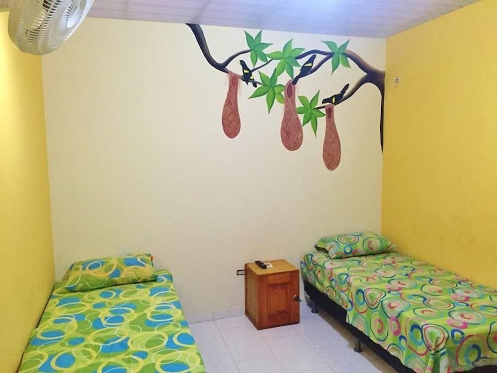 Четырёхместный номер Standard Anaira Hostel