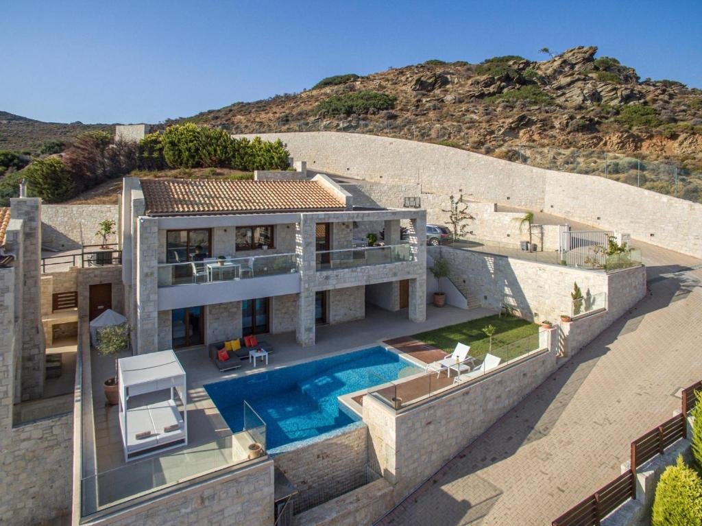 Villa Omega House in Crete