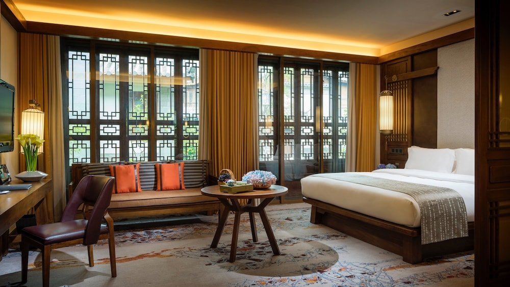Двухместный номер Classic с видом на сад InterContinental Lijiang Ancient Town Resort, an IHG Hotel