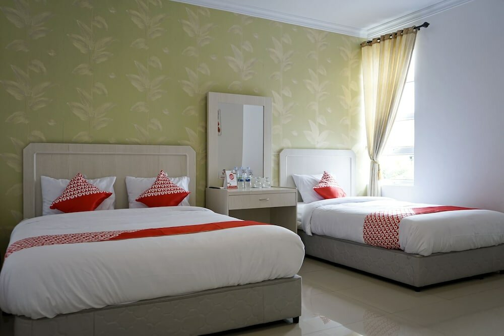 Suite OYO 1167 Home Sty Residence