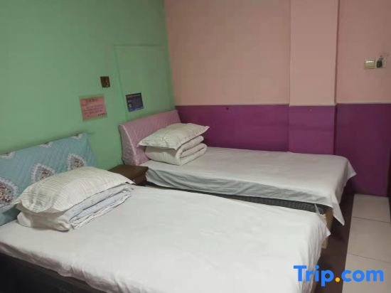 Cama en dormitorio compartido (dormitorio compartido masculino) Longxing Hostel