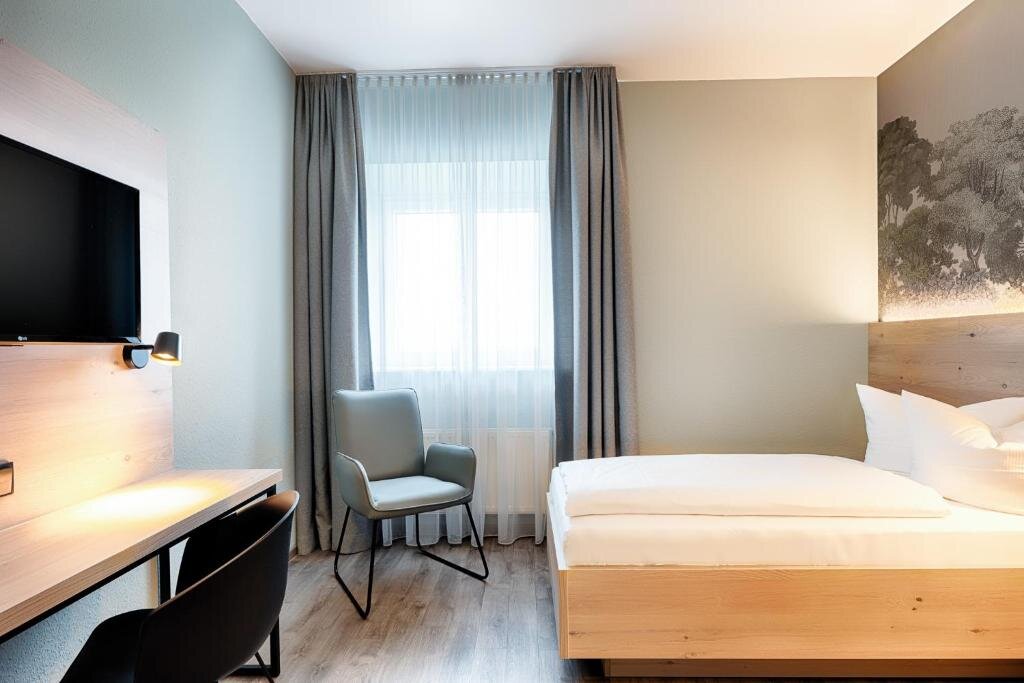 Standard Einzel Zimmer Hotel Sachsen-Anhalt