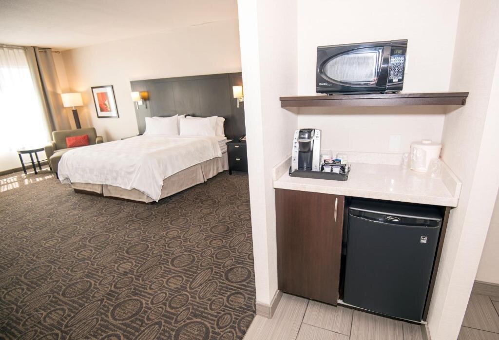 Andere Holiday Inn & Suites Red Deer South