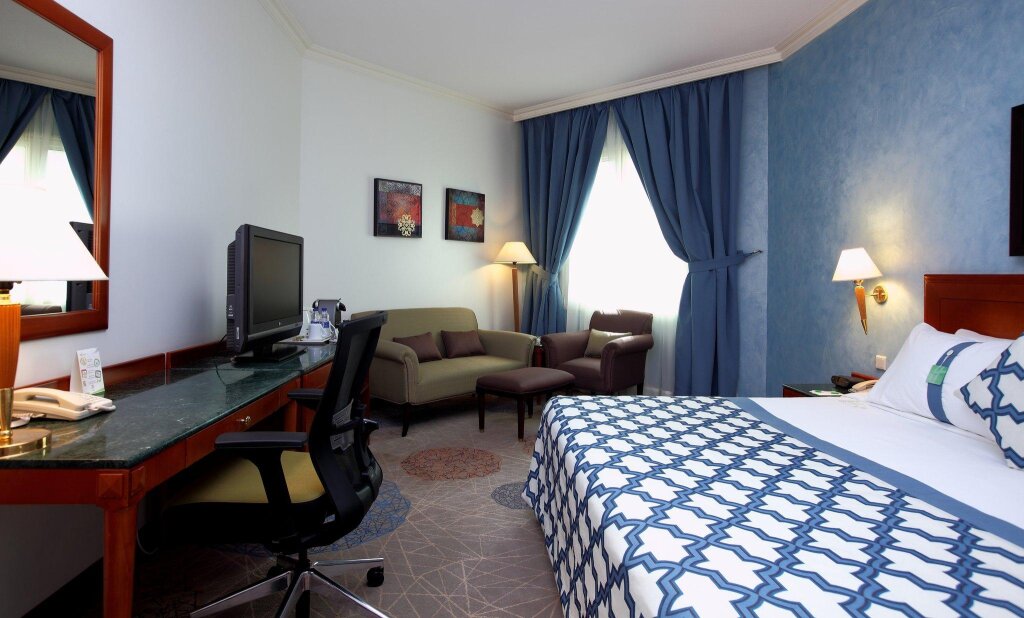 Номер Executive Holiday Inn Al Khobar, an IHG Hotel