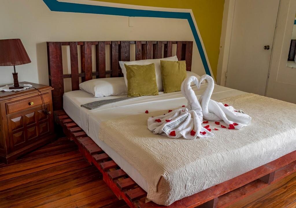 Standard double chambre avec balcon Eco Stay Hostel