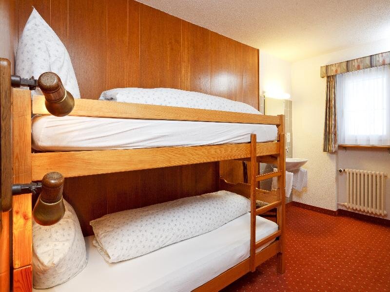 Standard room Hotel Sport Klosters