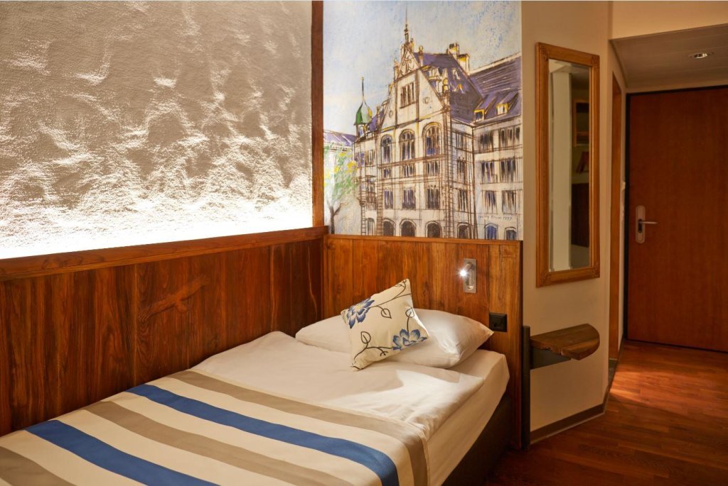 Одноместный номер Standard Hotel Adler Zürich