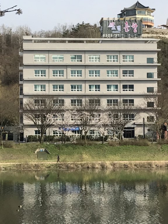 Люкс Hotel Chunhyang