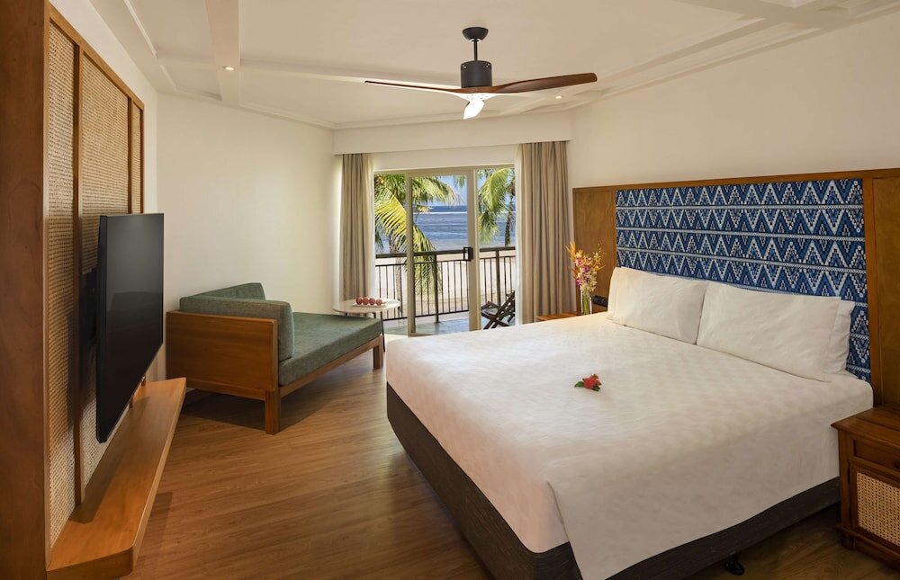 Двухместный номер Premium с видом на океан Outrigger Fiji Beach Resort
